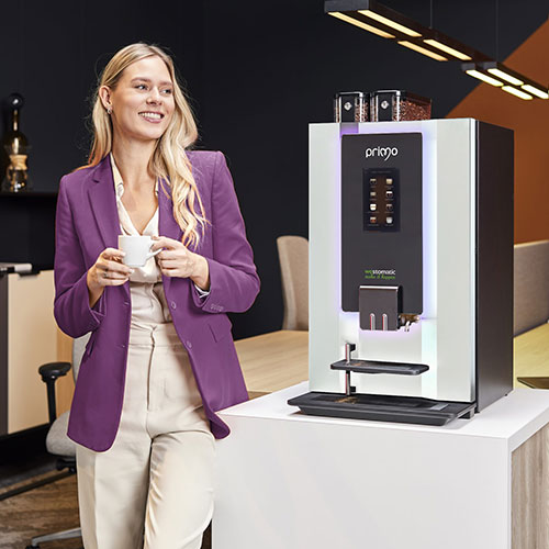 primo x with lady drinking coffee